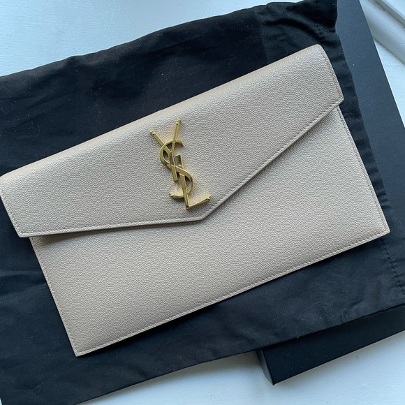 Brand new YSL clutch, bought from Yorkdale Toronto in 2020 - Picture 7 of 8